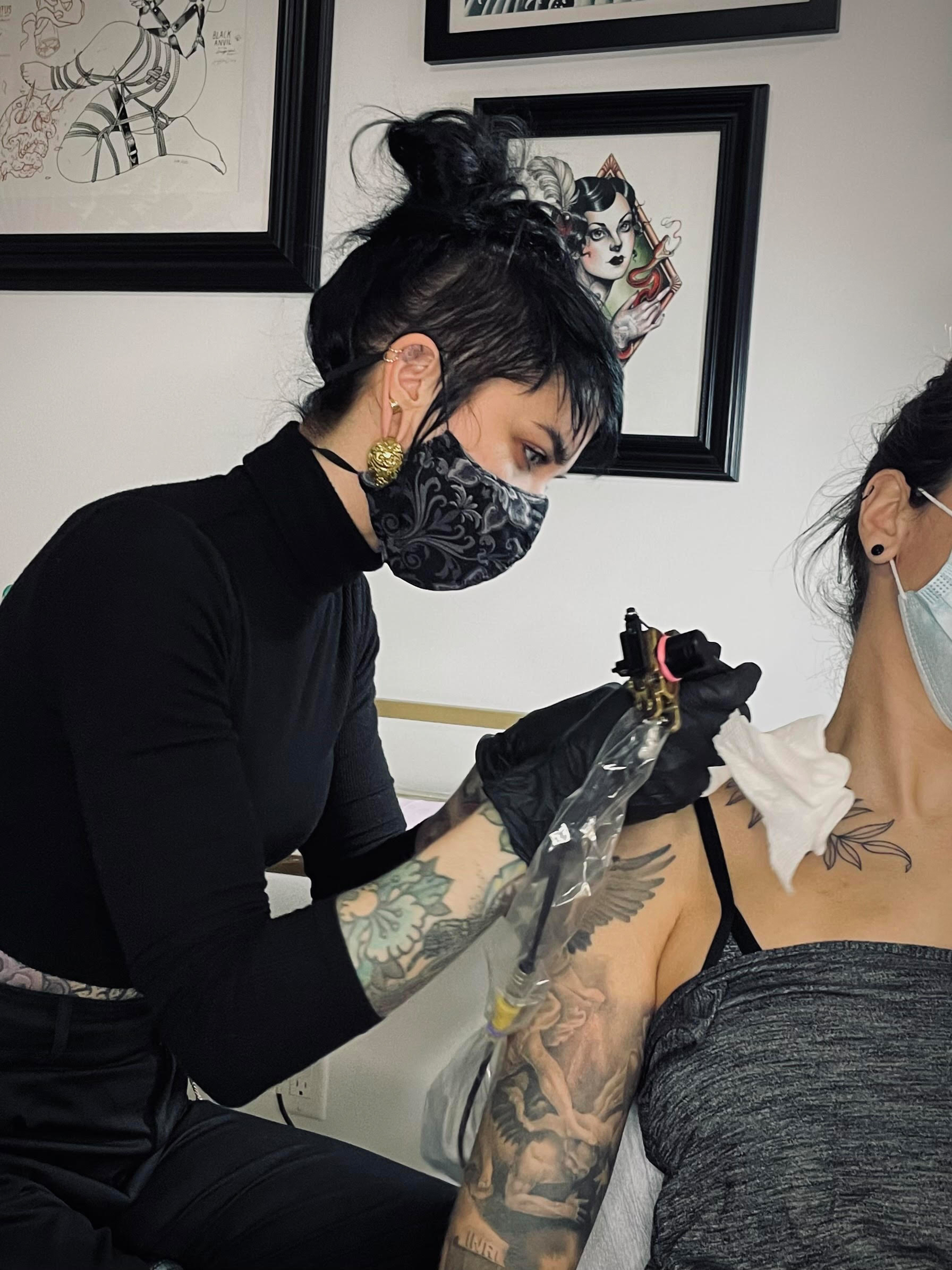 Supporting women in the tattoo industry￼ – The Carillon